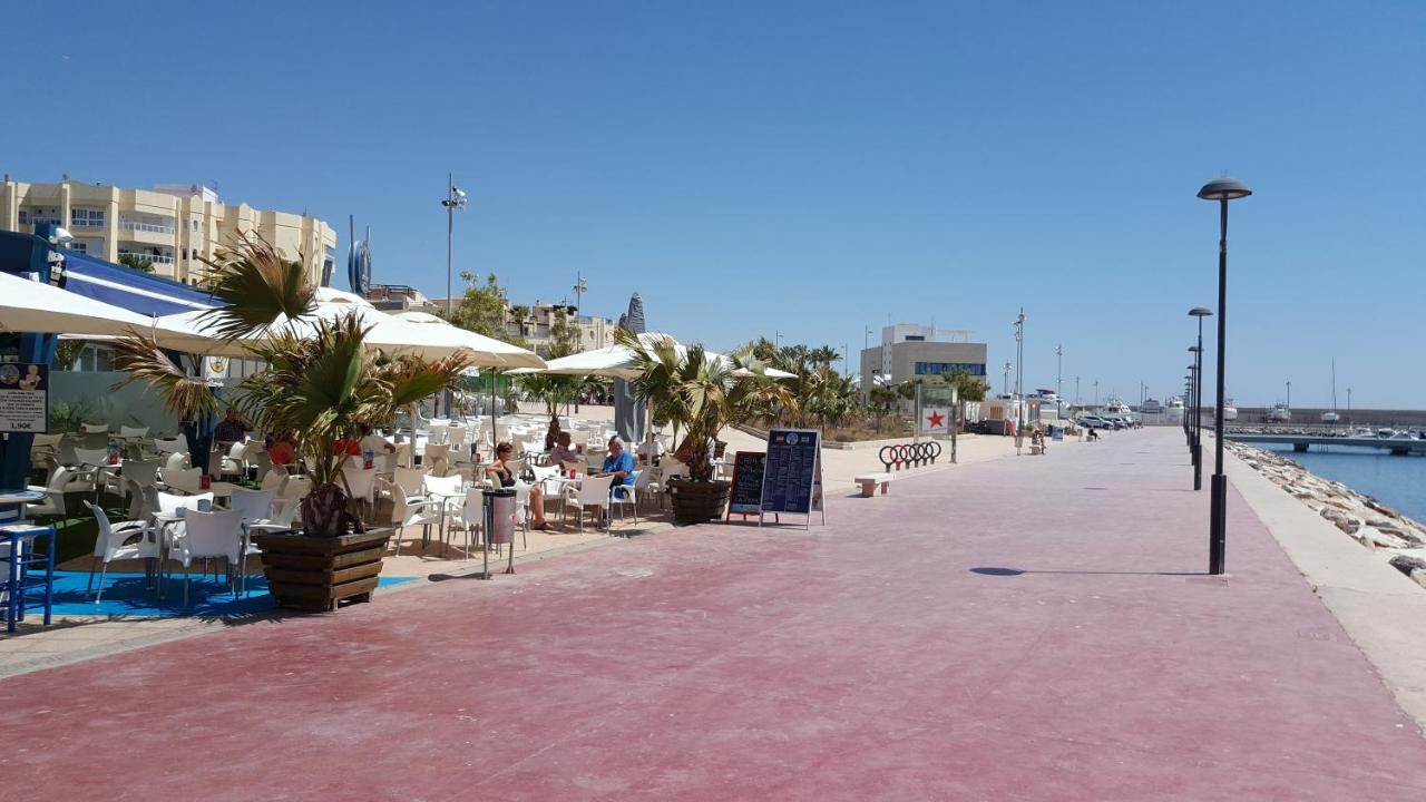 Apartamentos Paraiso Vera Playa: Beachfront with Private Pool and Garden Exterior photo