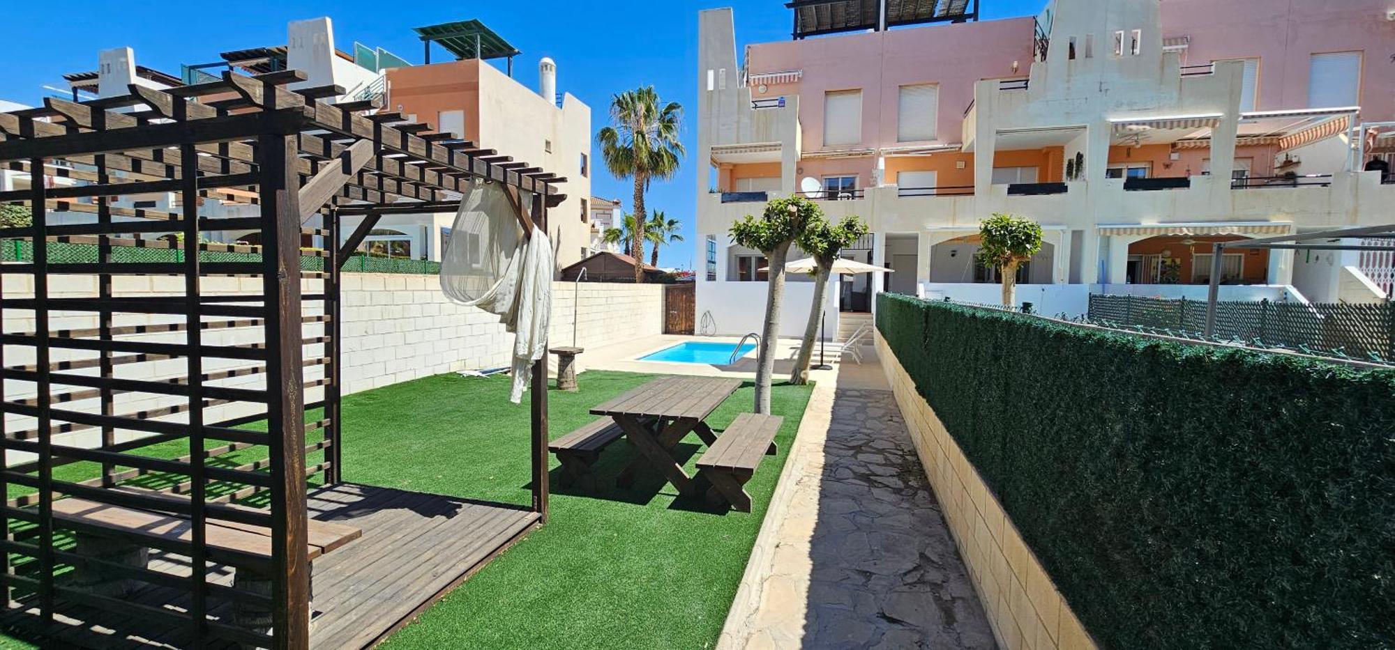 Apartamentos Paraiso Vera Playa: Beachfront with Private Pool and Garden Exterior photo